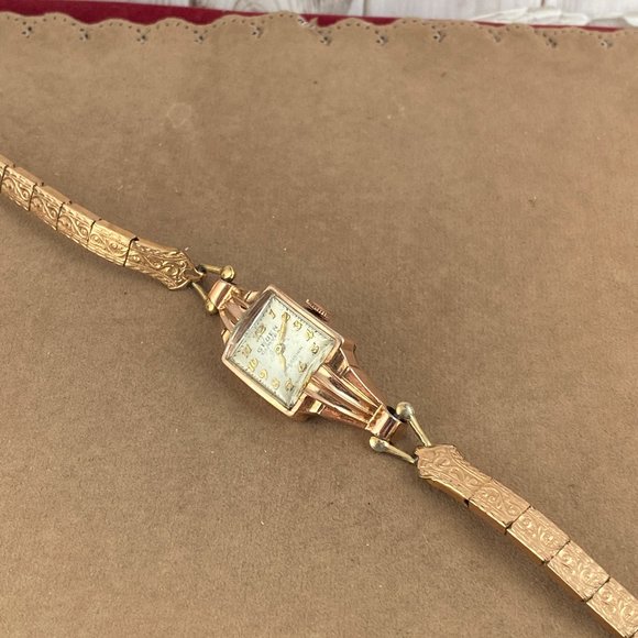 Vintage Gruen Curvex 17 Jewel 1940's Art Deco Ladies Watch 10K Rose Gold Filled - Picture 5 of 10